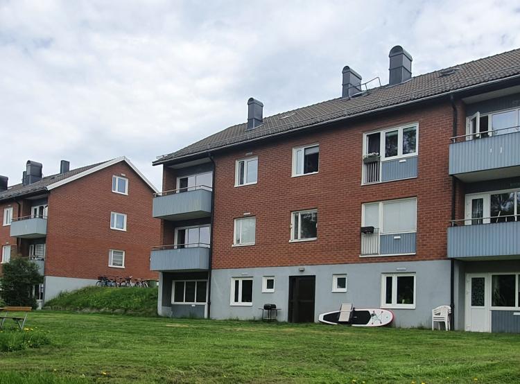 Furunäsvägen 82-84