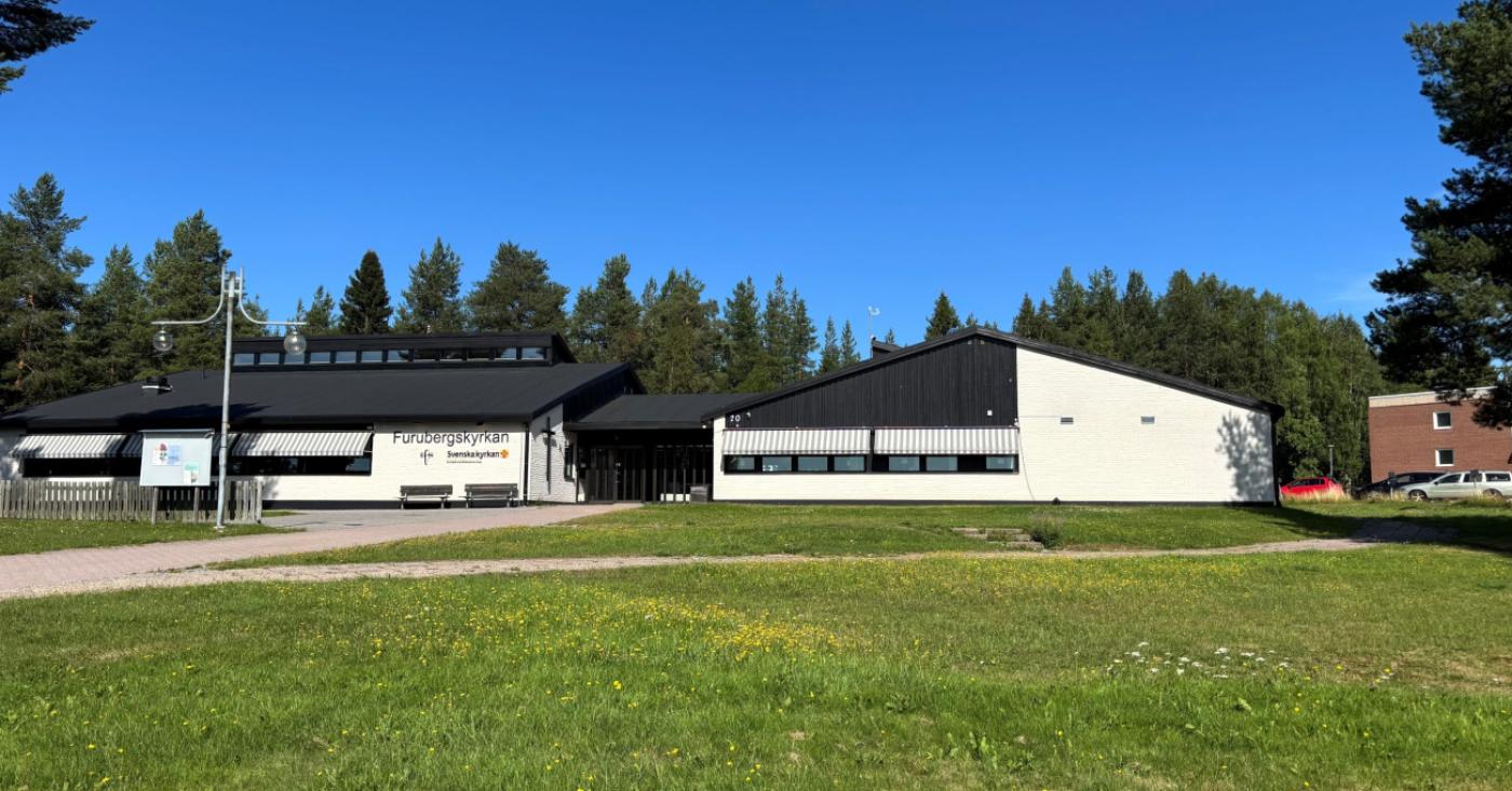 Kyrkan sommar